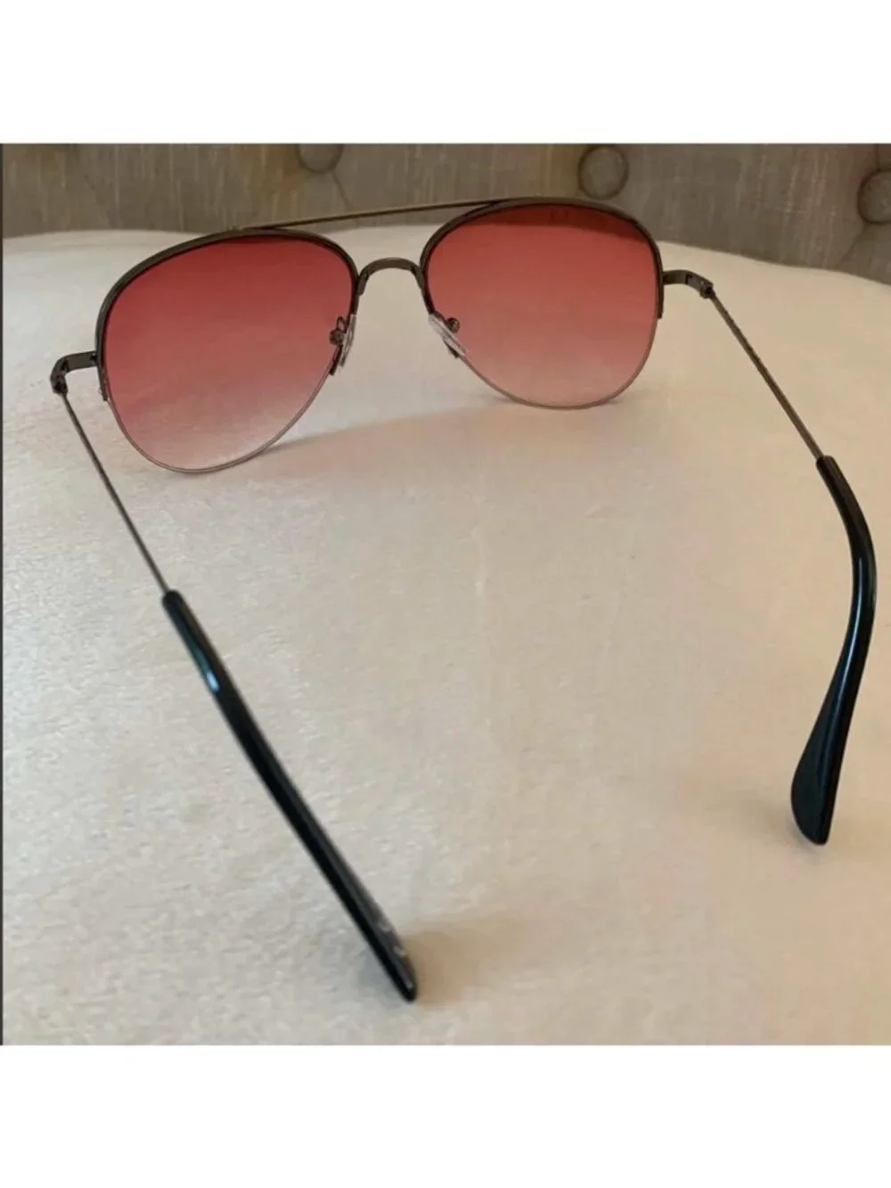 Aviator Style Sunglasses With Black Frame & Pink Gradient Lens Unisex